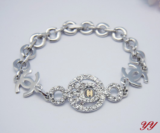 Bracciale Chanel Modello 320